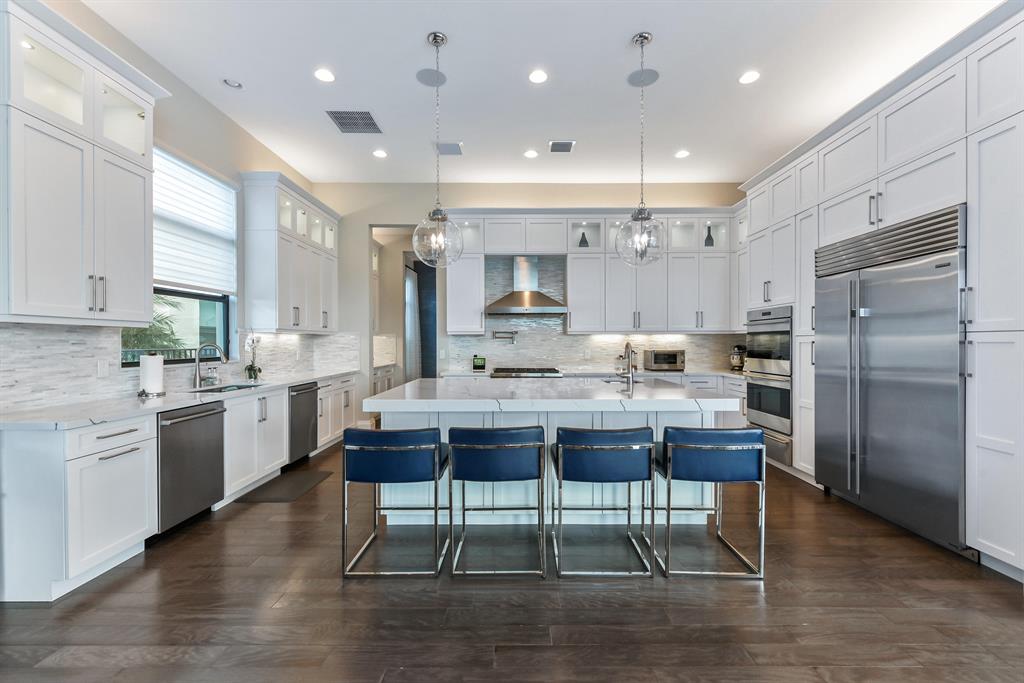 SEVEN BRIDGES - Residential