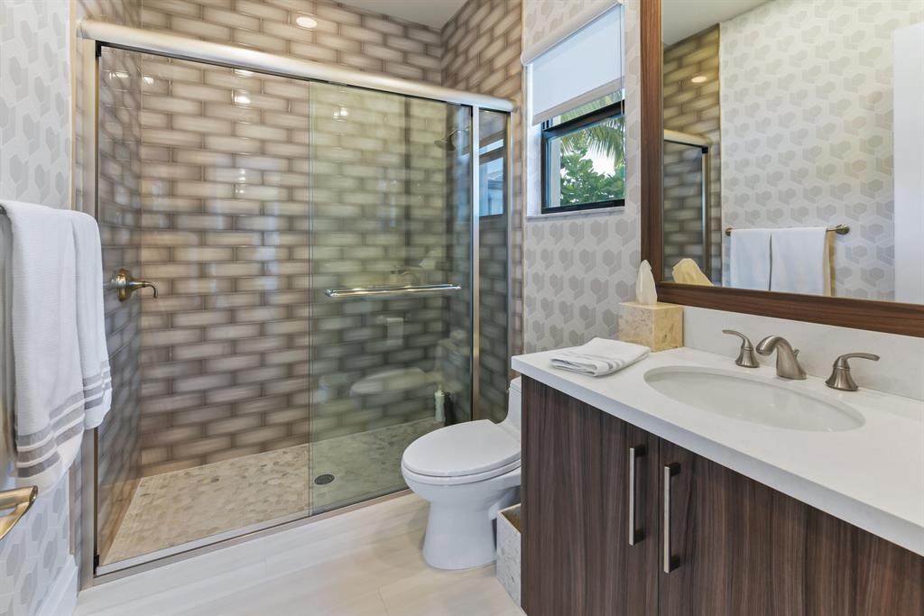 SEVEN BRIDGES - Residential