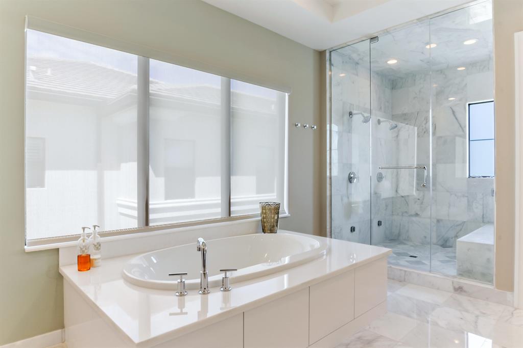 SEVEN BRIDGES - Residential