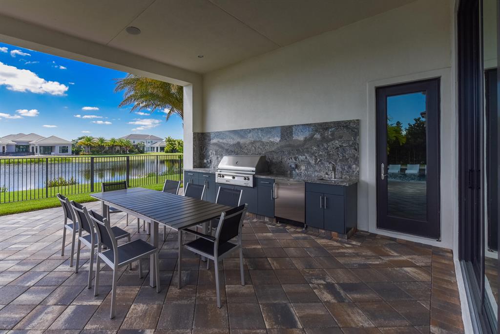 SEVEN BRIDGES - Residential