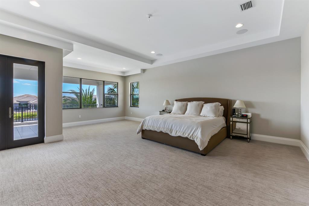 SEVEN BRIDGES - Residential