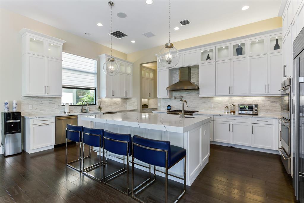 SEVEN BRIDGES - Residential