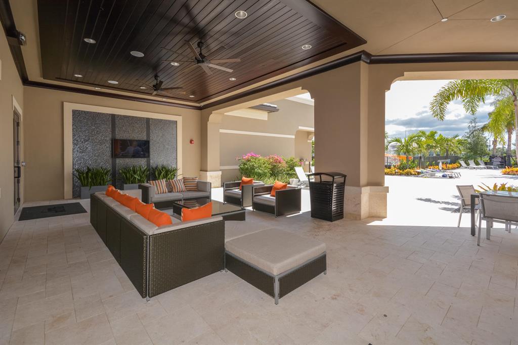 SEVEN BRIDGES - Residential