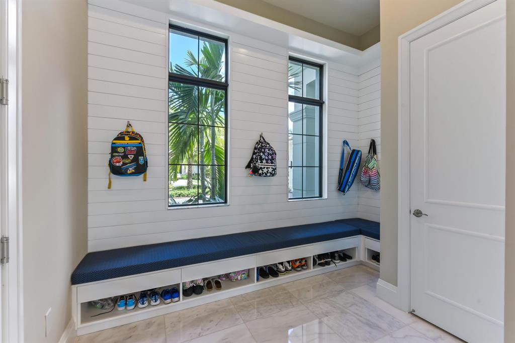 SEVEN BRIDGES - Residential