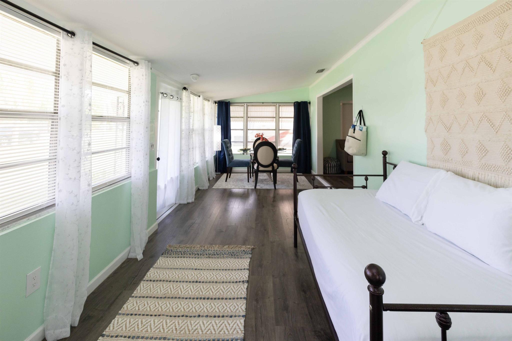 ROCKRIDGE SUB UNIT 1 - Residential