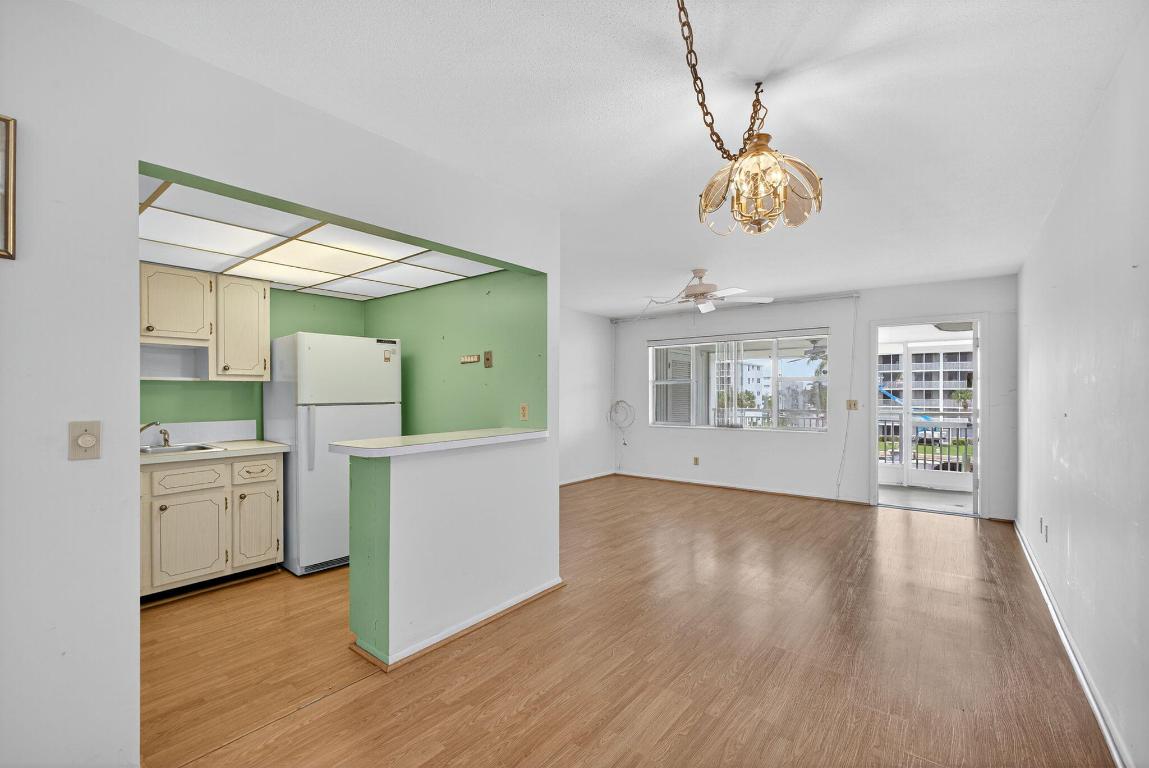 SHORE CLUB APTS B & C CONDO - Residential