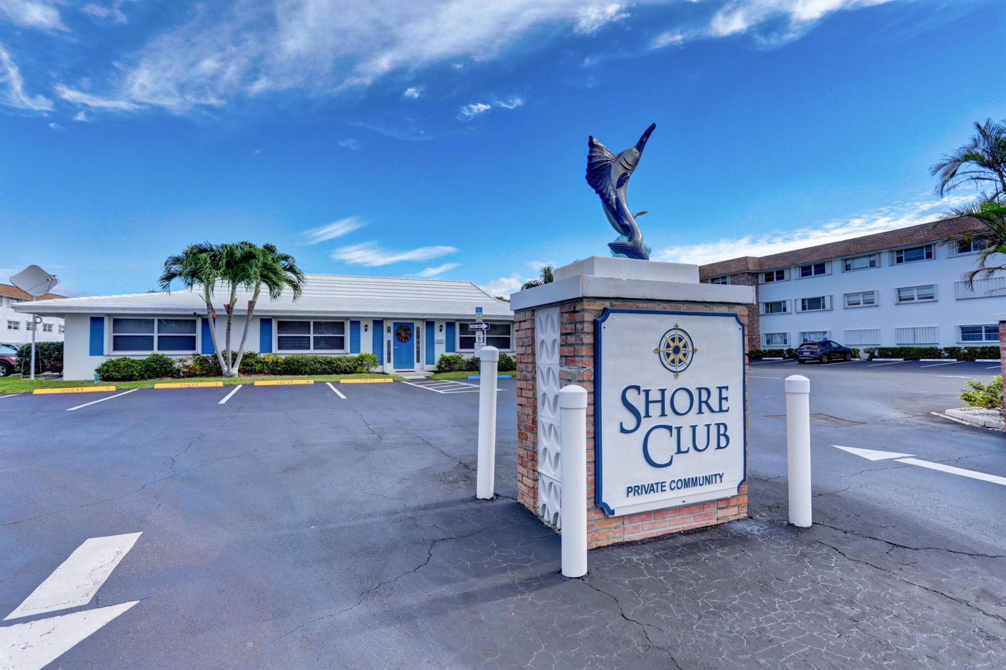 SHORE CLUB APTS B & C CON - Residential