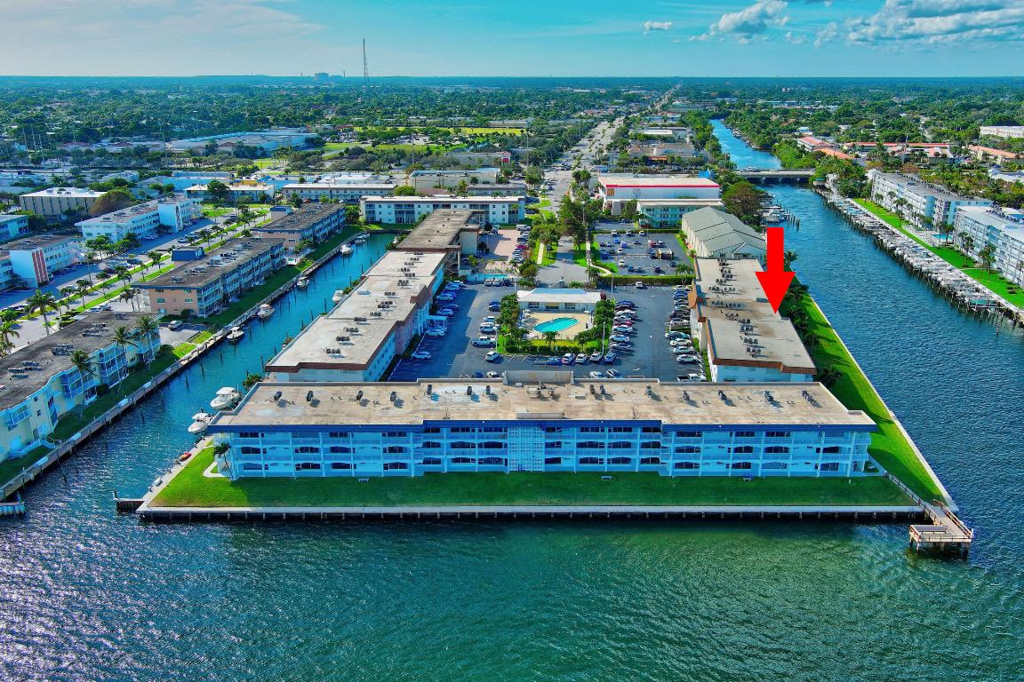 SHORE CLUB APTS B & C CONDO - Residential