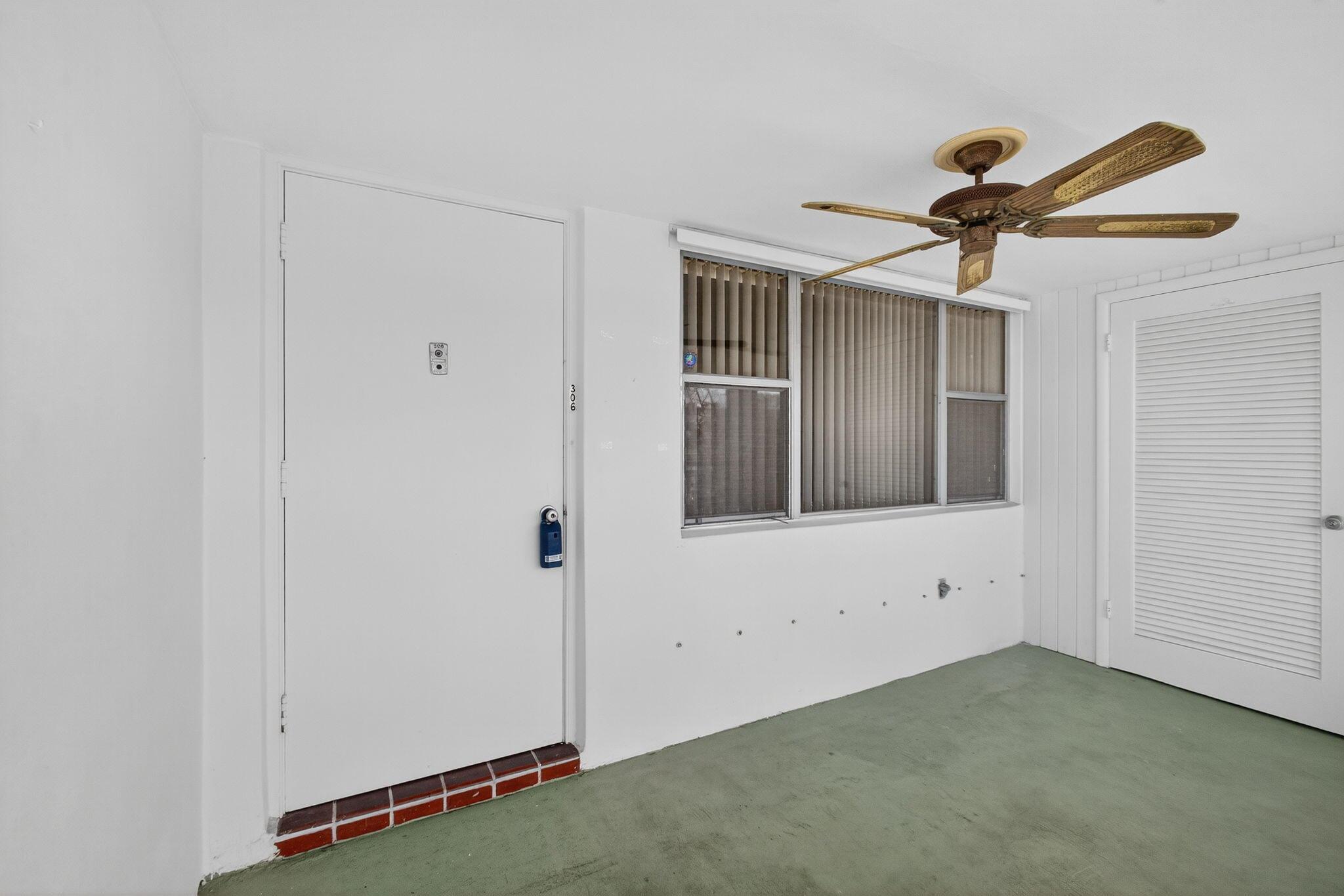 SHORE CLUB APTS B & C CON - Residential