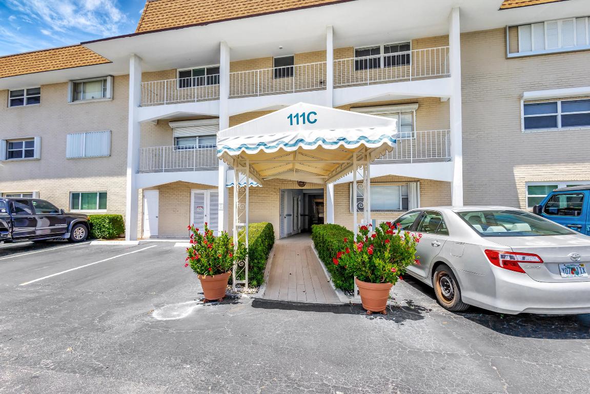 SHORE CLUB APTS B & C CONDO - Residential