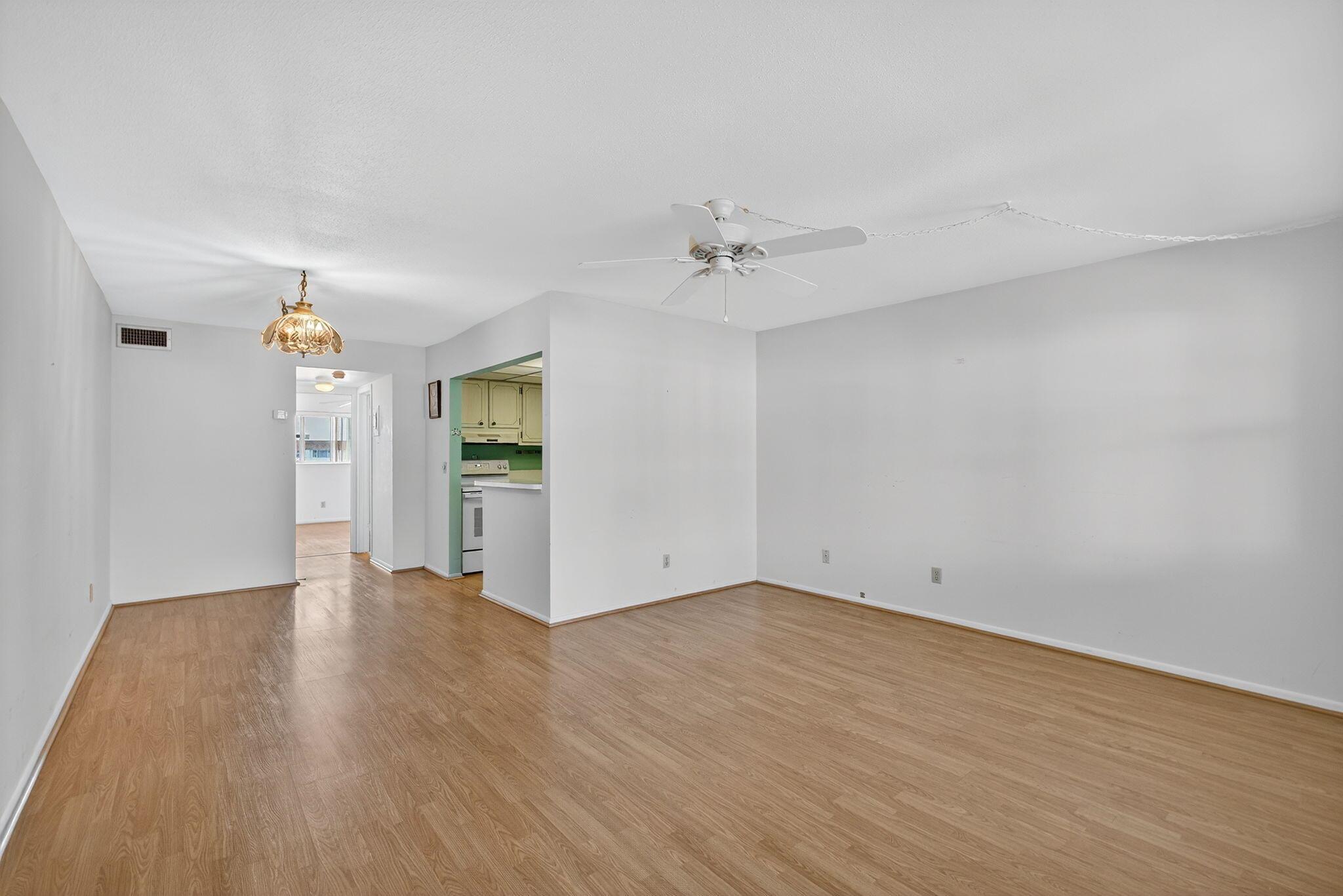 SHORE CLUB APTS B & C CON - Residential