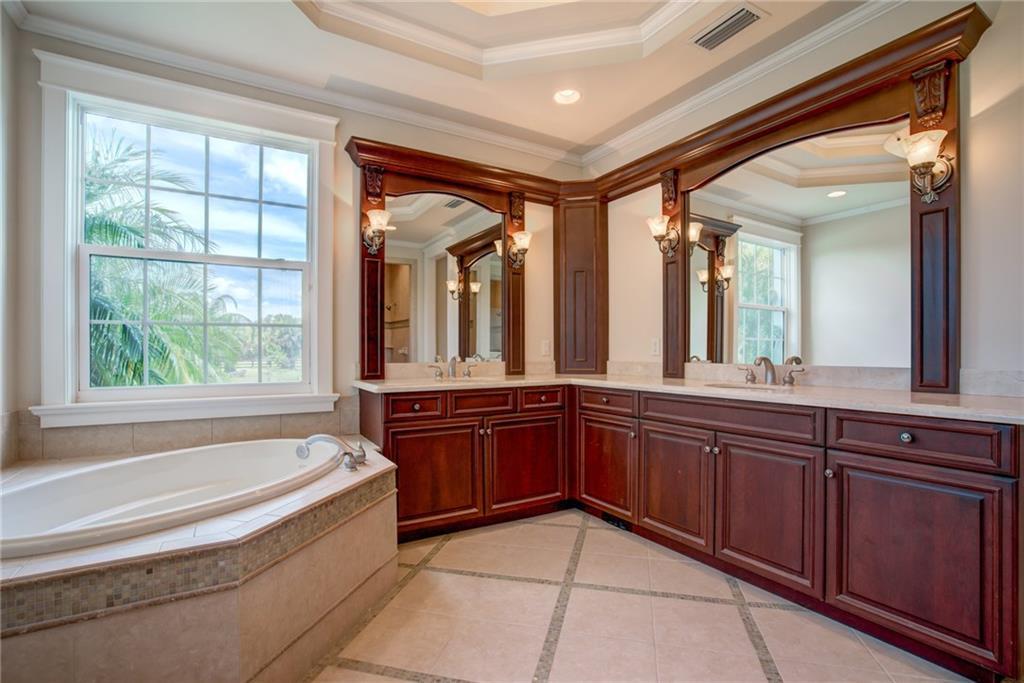 PALM CITY FARMS - Residential