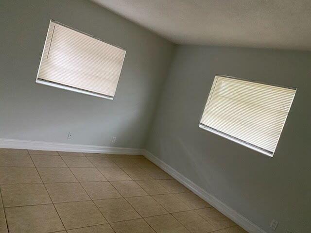 Boca Woods IN - Residential Lease