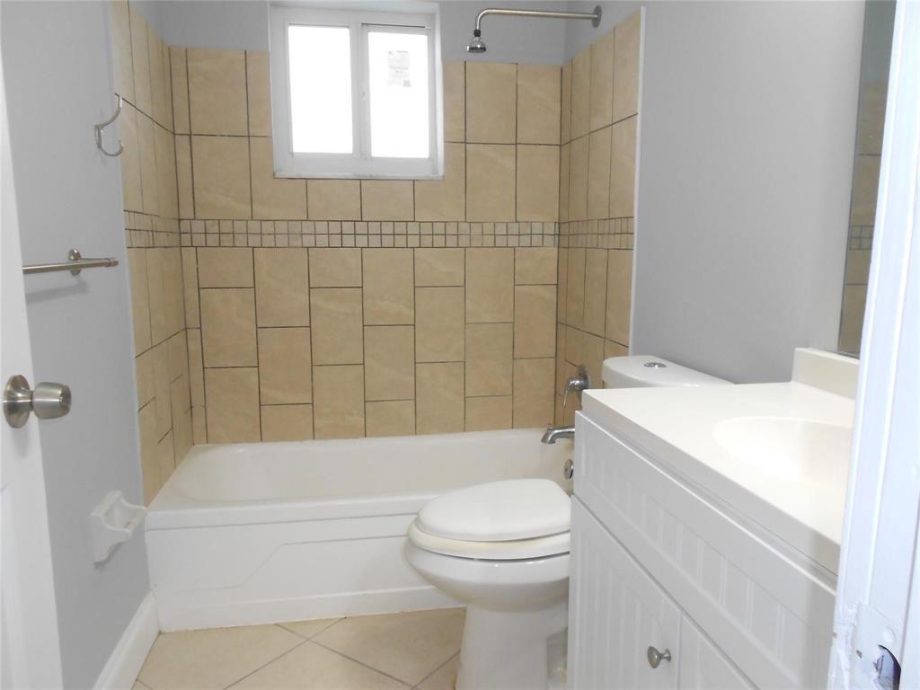 LEISUREVILLE SECOND SEC - Residential