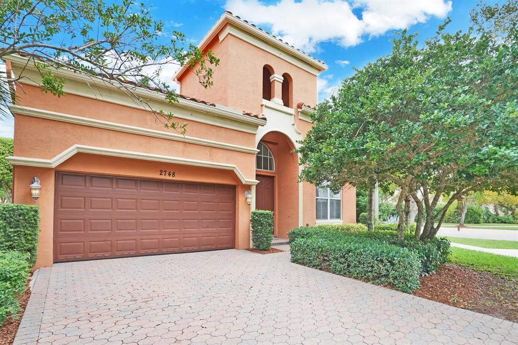 Photo of 2748 Shaughnessy Drive, Wellington, FL 33414 (MLS # R10699153)