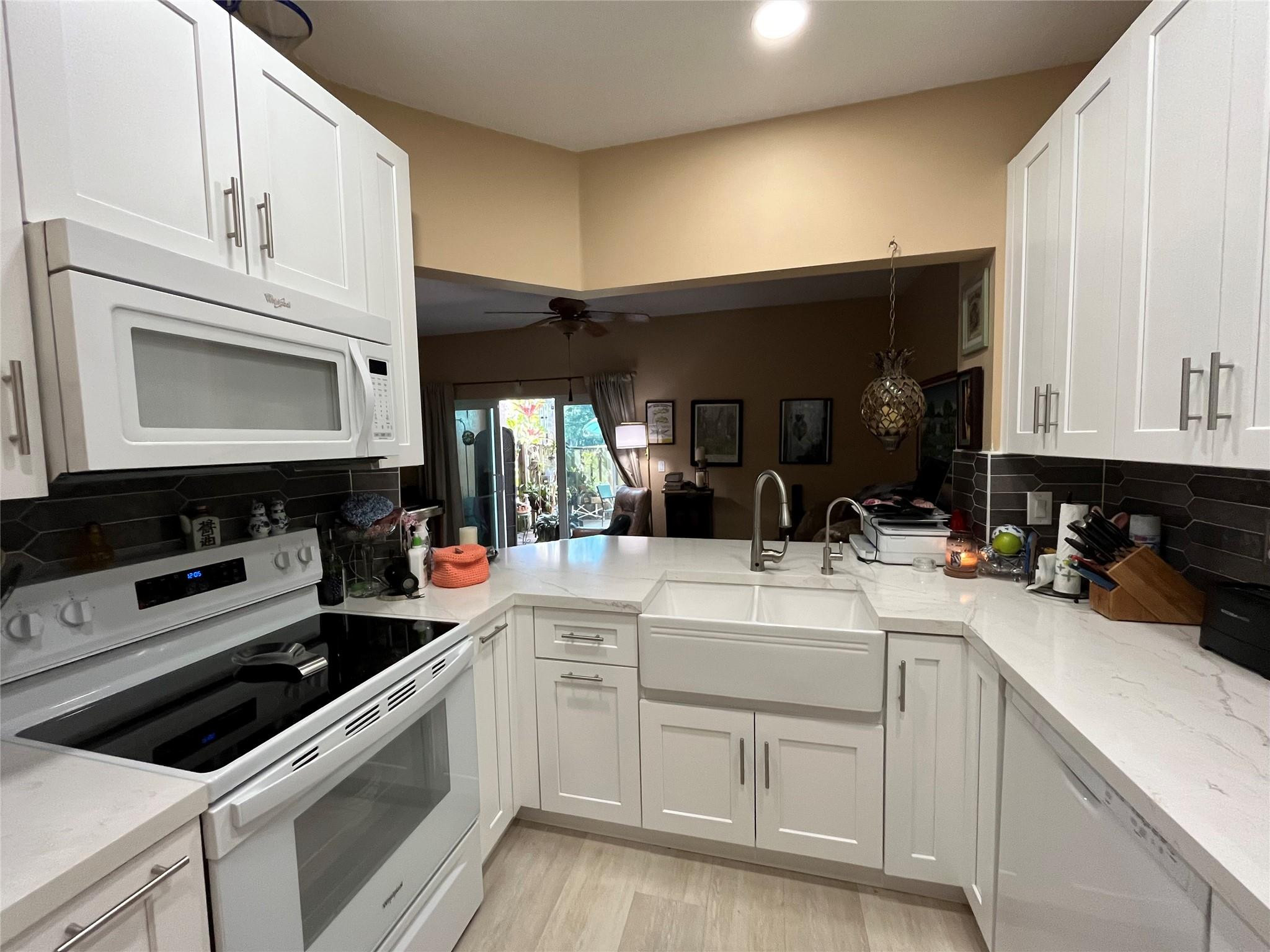 Monte Carlo Townhomes - Residential