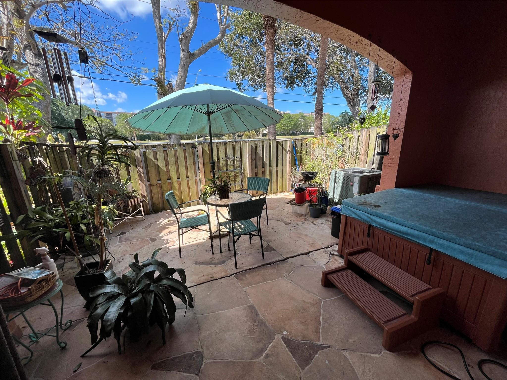 Monte Carlo Townhomes - Residential