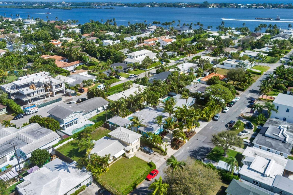 SANTA LUCIA - Residential Lease