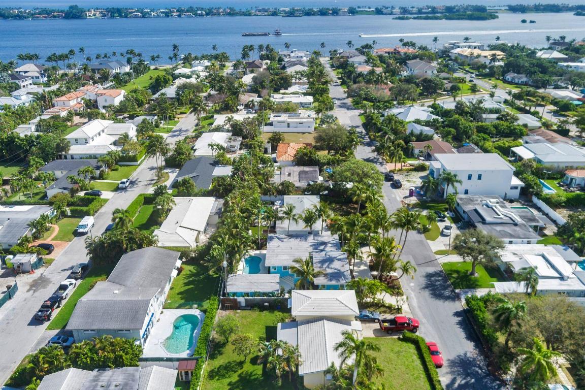 SANTA LUCIA - Residential Lease