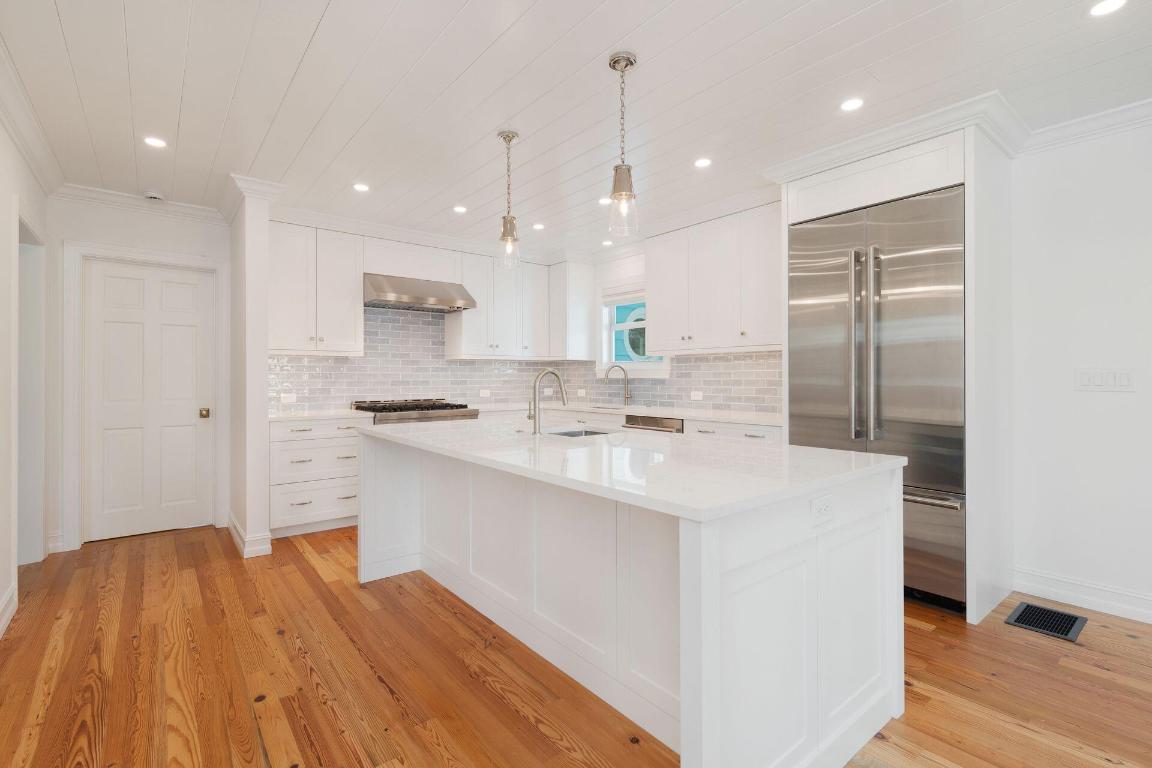 SANTA LUCIA - Residential Lease