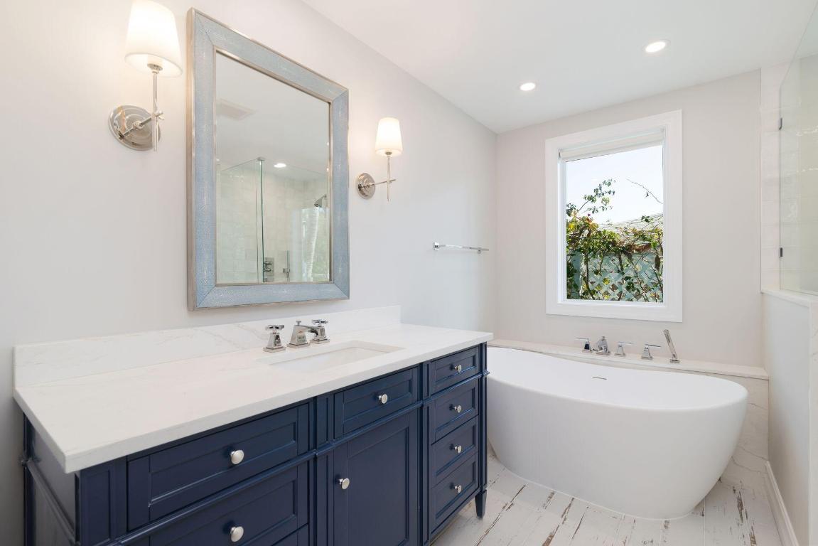 SANTA LUCIA - Residential Lease