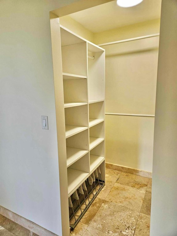 COCO PARC CONDO - Residential Lease