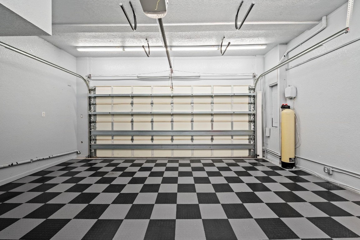 PORTSIDE YACHT CLUB - Residential