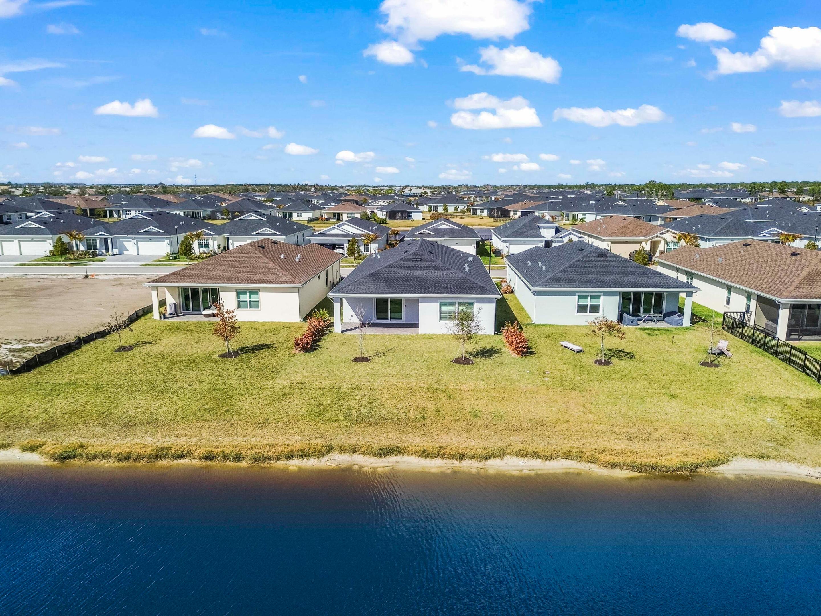 VERANDA PRESERVE - Residential