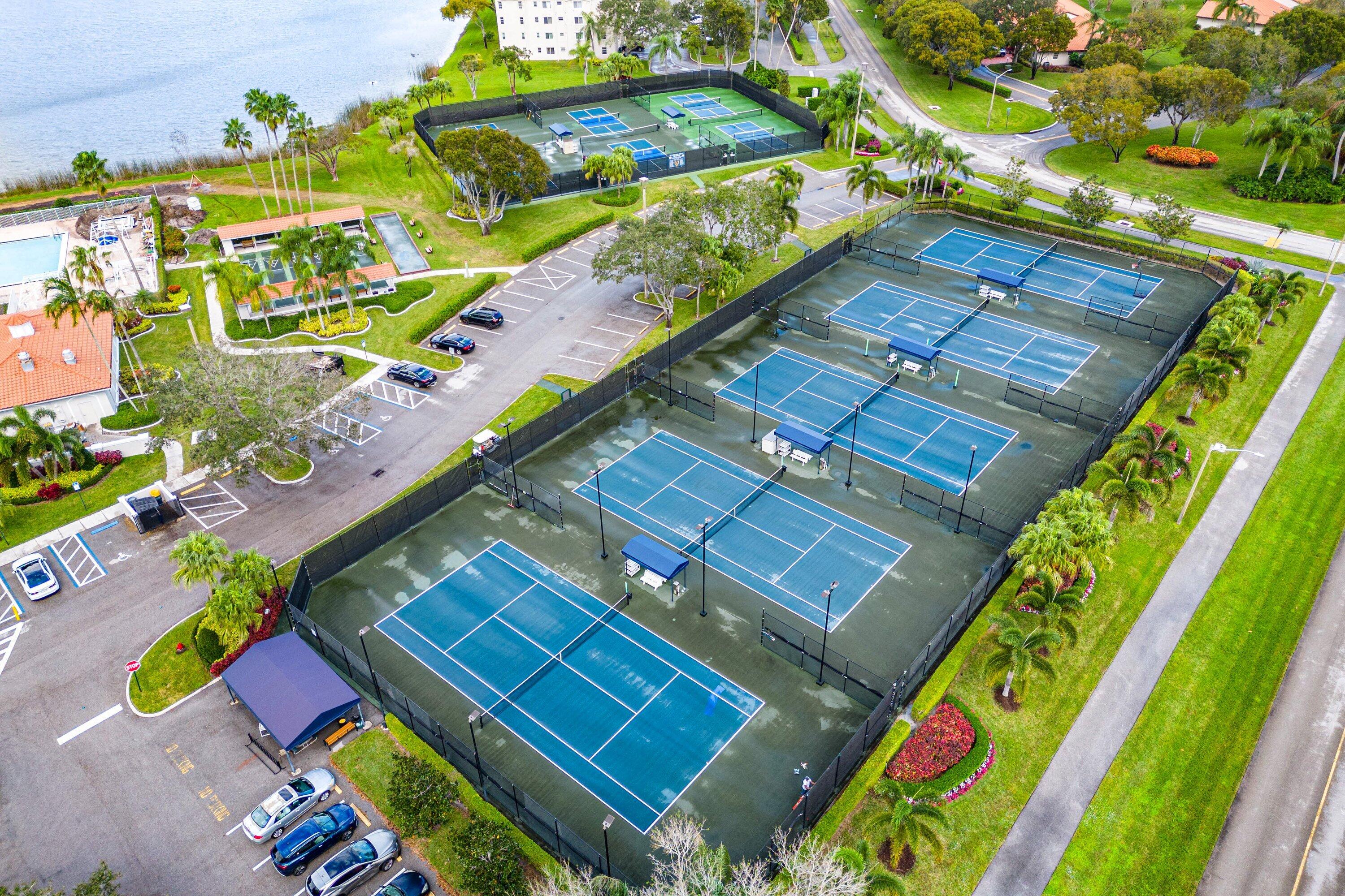 HUNTINGTON POINTE - Residential