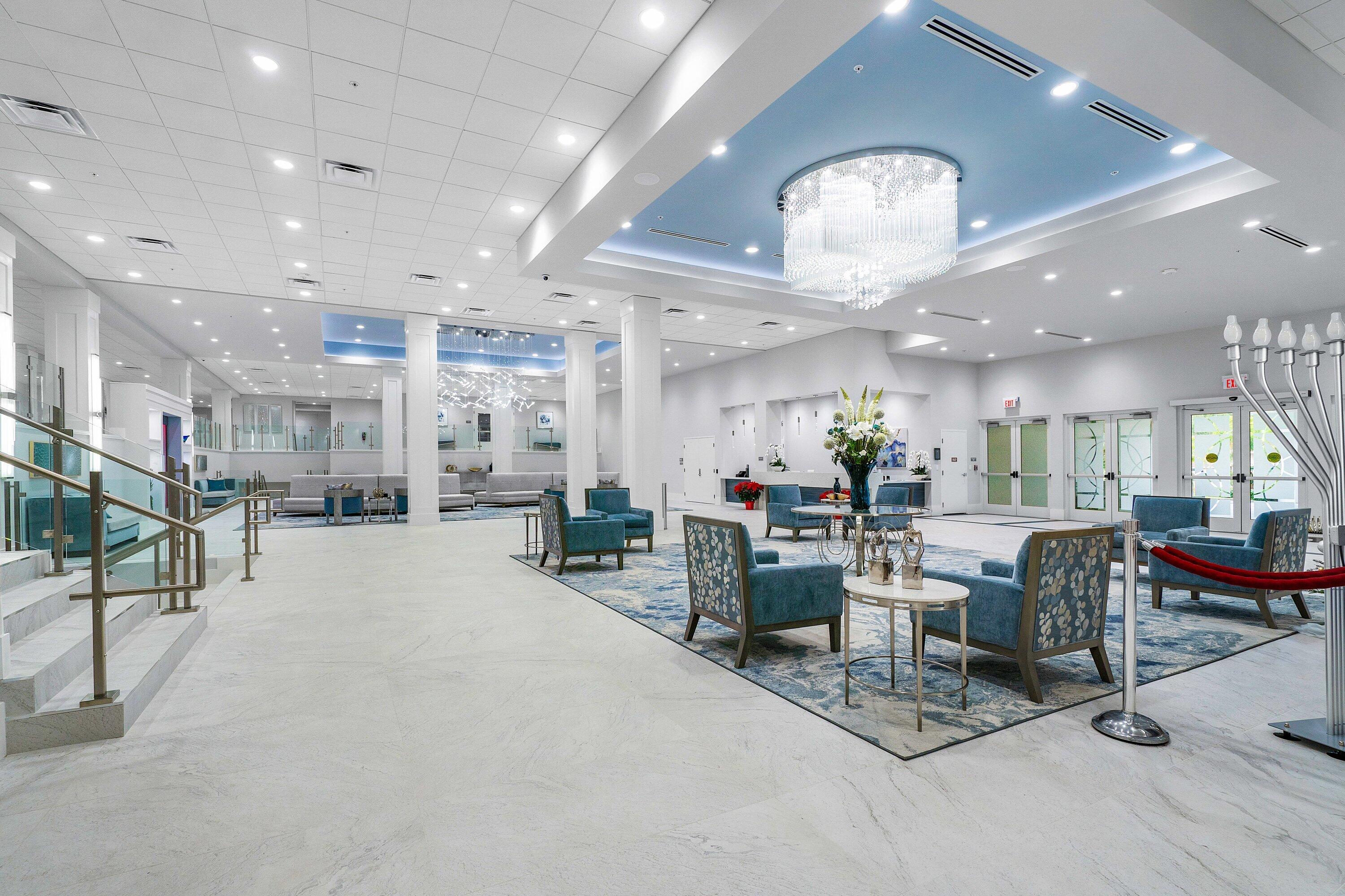 HUNTINGTON POINTE - Residential