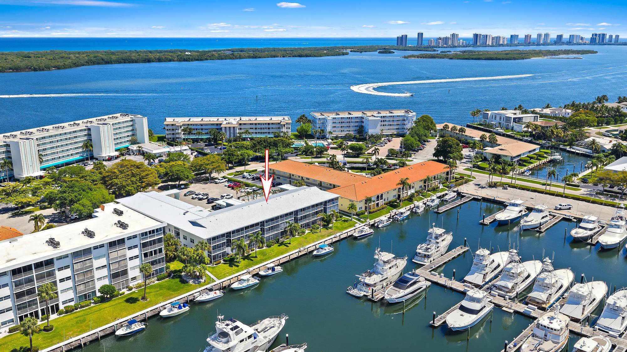 YACHT HARBOUR LANDINGS CONDO - Residential