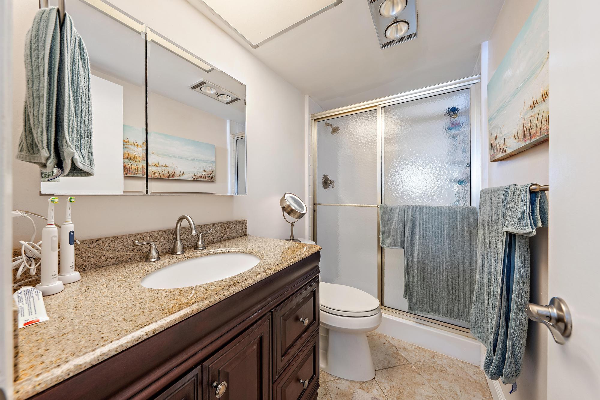 YACHT HARBOUR LANDINGS CONDO - Residential