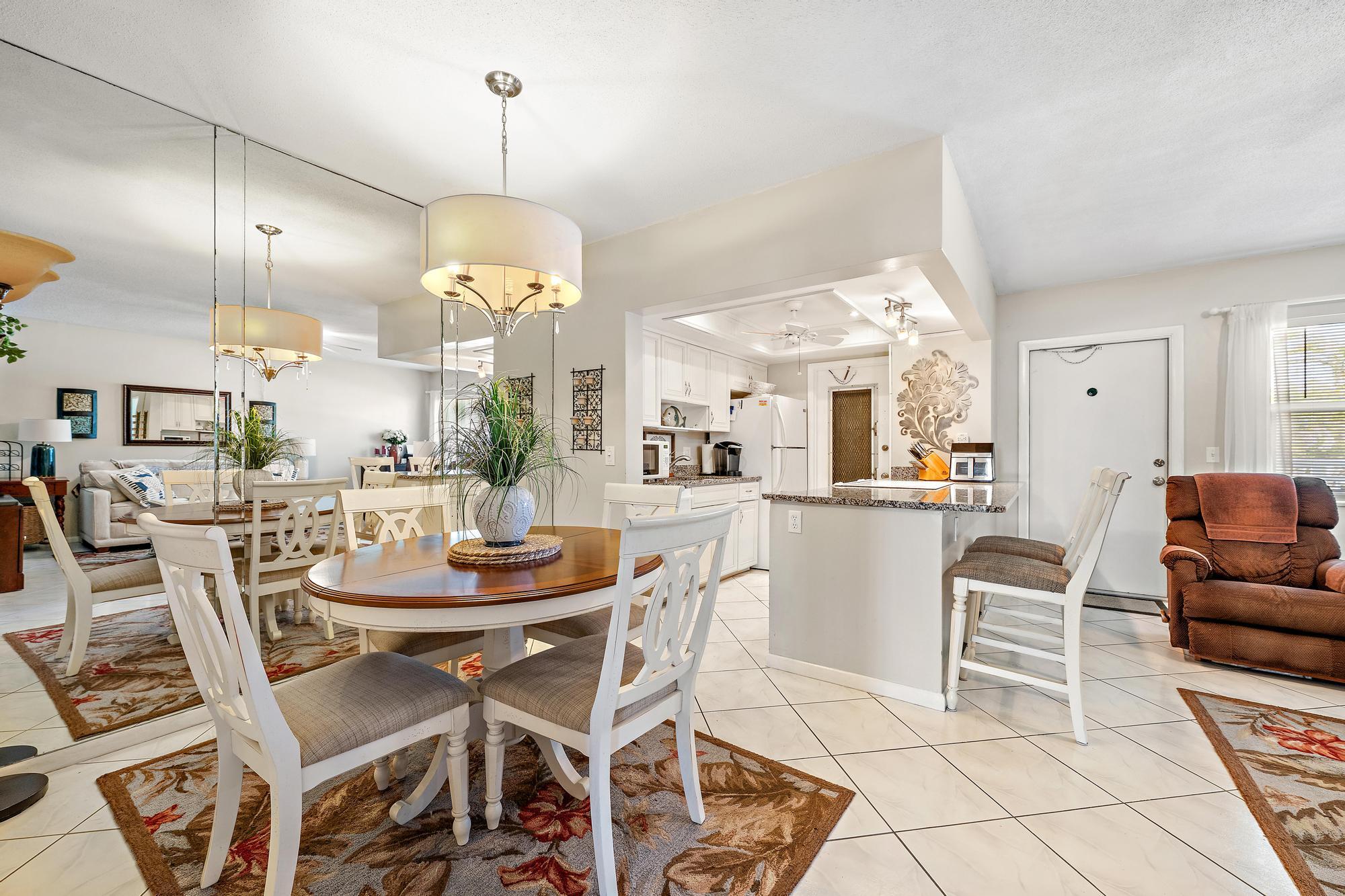 YACHT HARBOUR LANDINGS CONDO - Residential