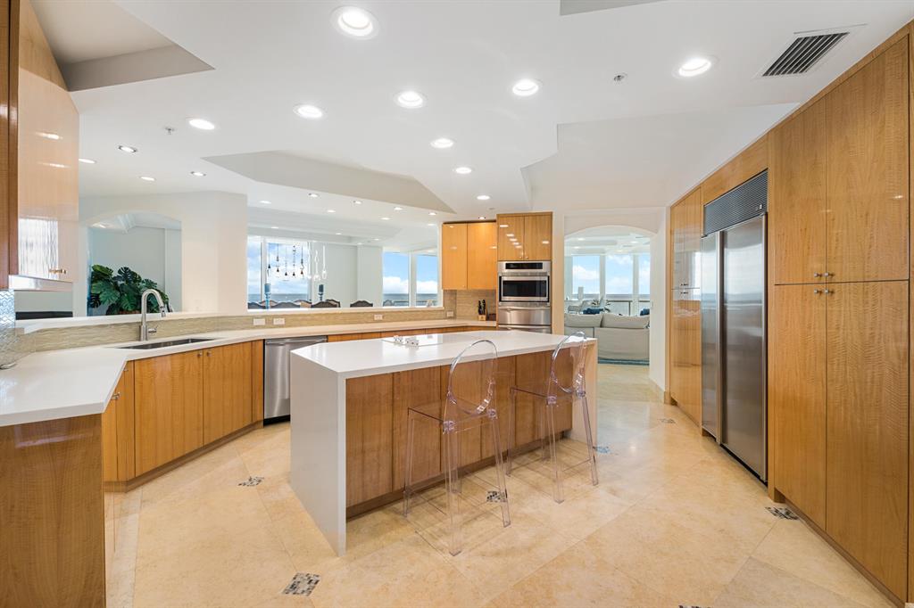 OCEAN GRANDE - Residential