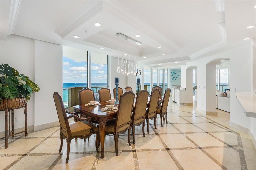 OCEAN GRANDE - Residential