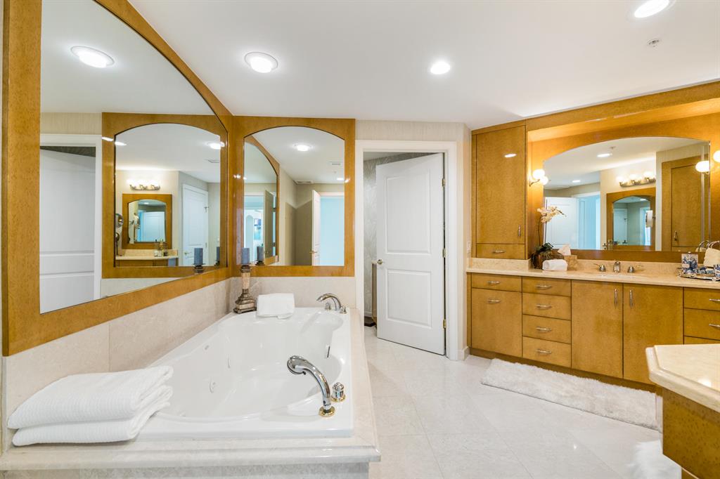 OCEAN GRANDE - Residential