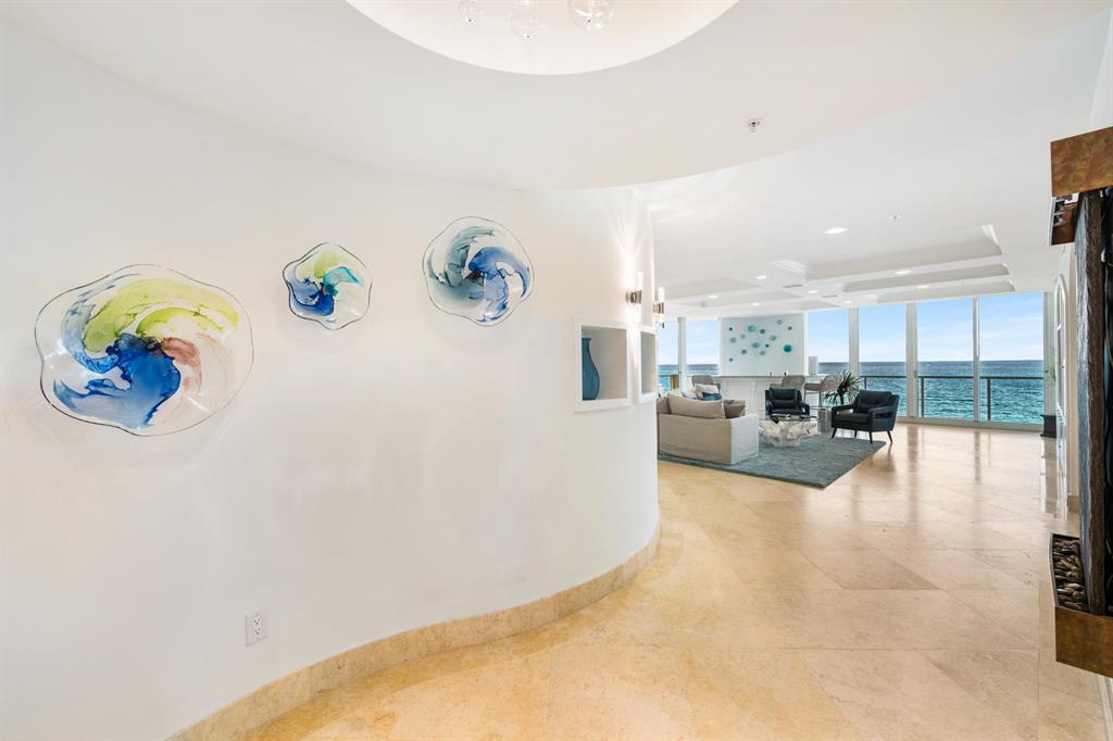 OCEAN GRANDE - Residential