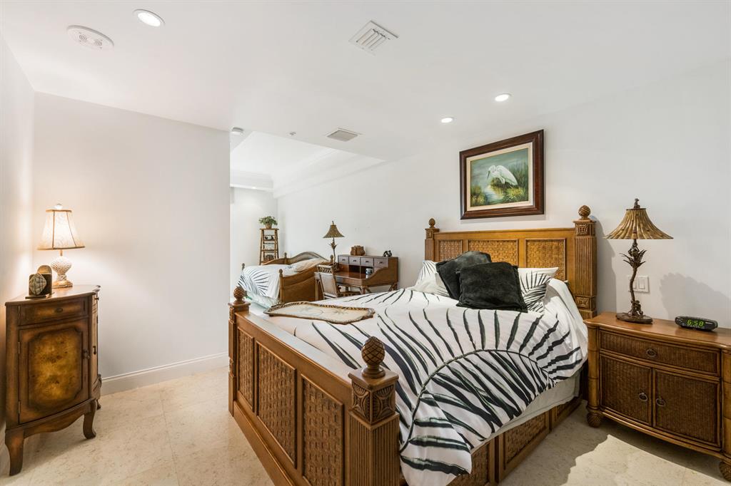 OCEAN GRANDE - Residential