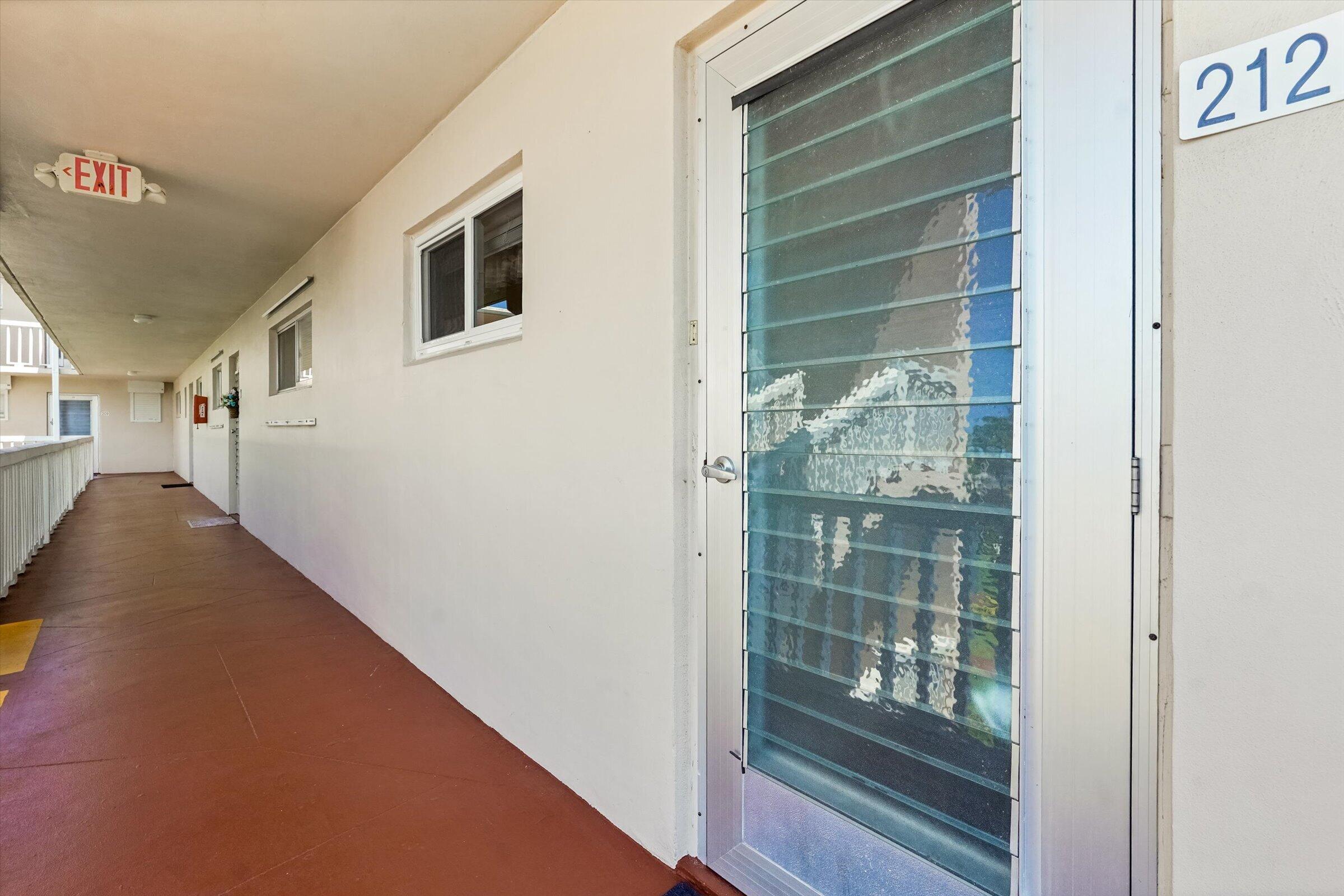 LAKE CLARKE GARDENS CONDO 23 - Residential