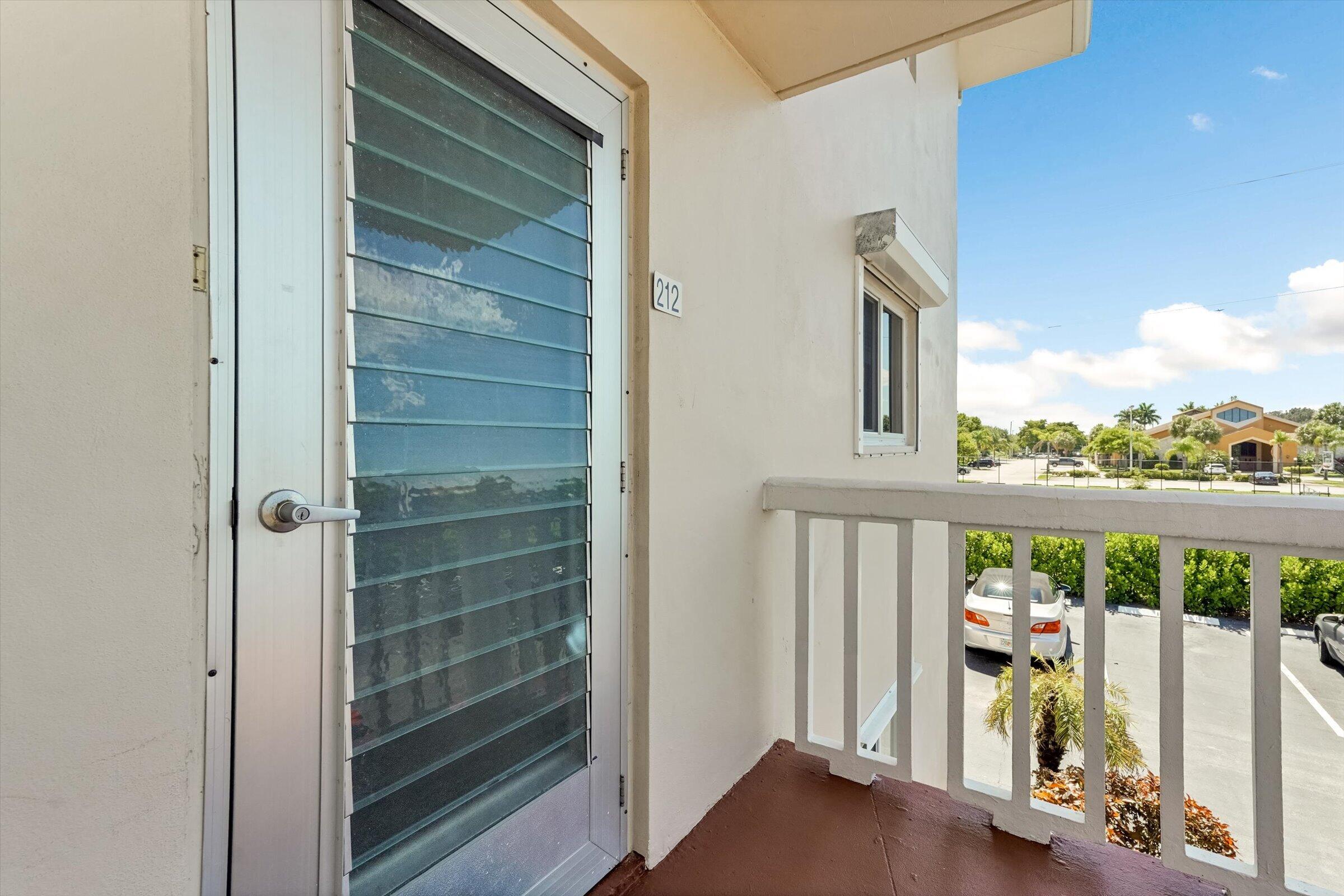 LAKE CLARKE GARDENS CONDO 23 - Residential
