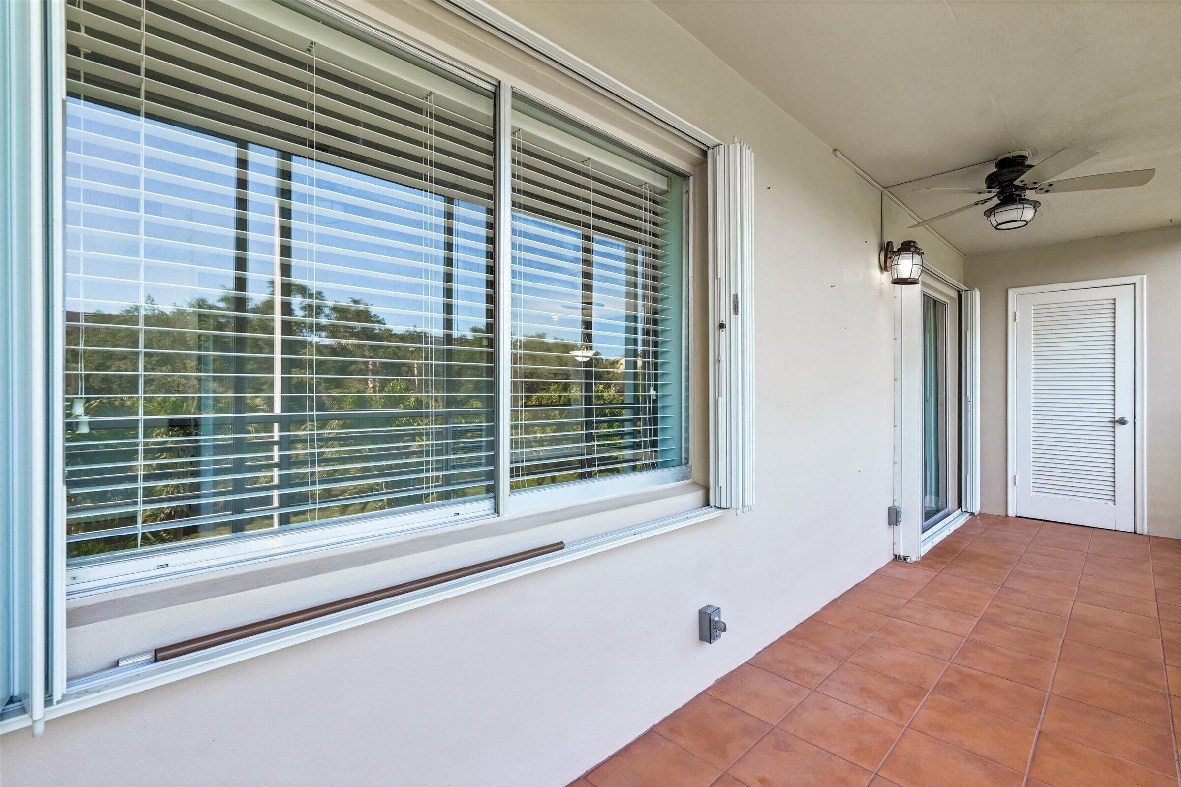 LAKE CLARKE GARDENS CONDO 23 - Residential