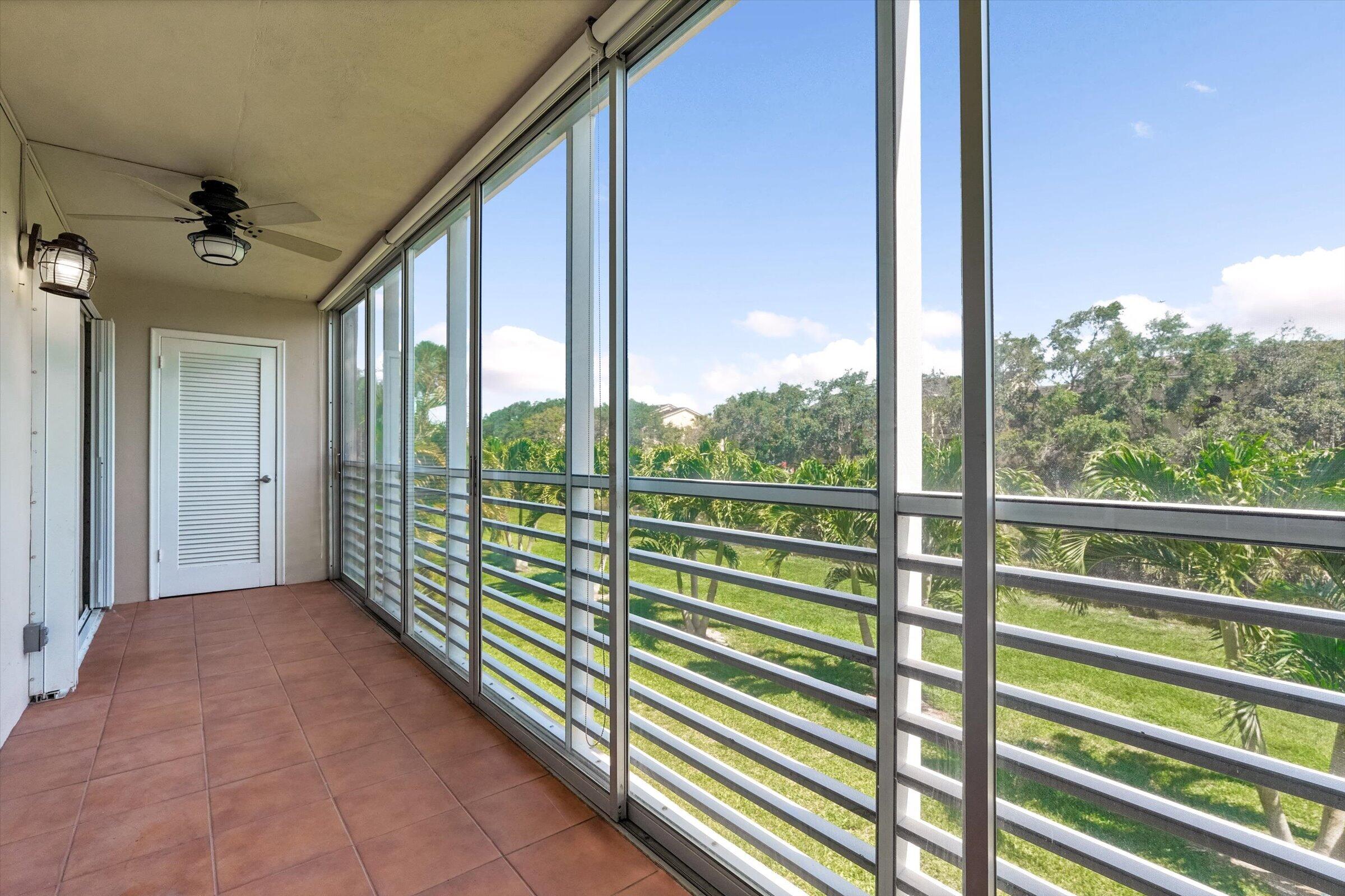LAKE CLARKE GARDENS CONDO 23 - Residential