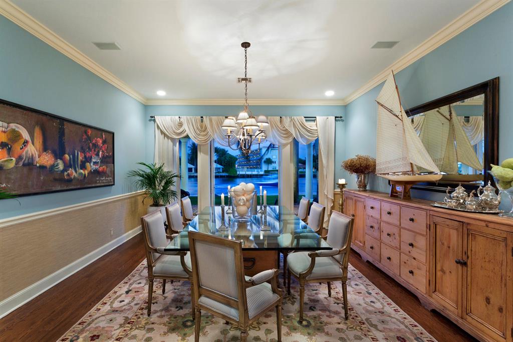 TROPIC ISLE - Residential