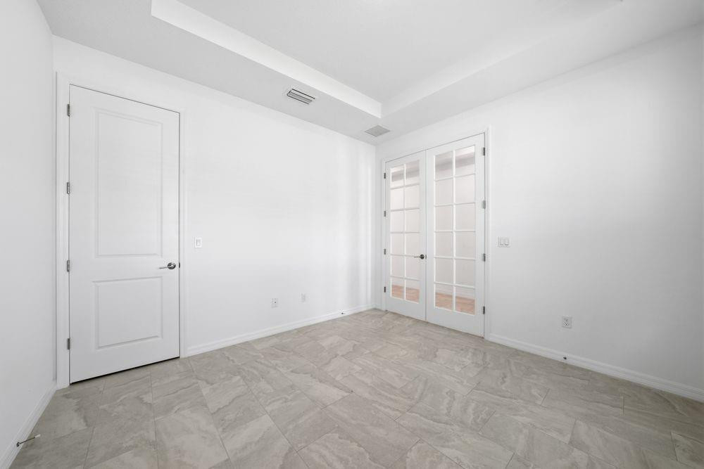 Veranda Oaks - Residential