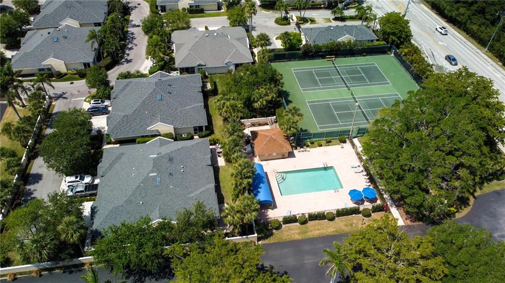 Fairwinds Cove, Building - Residential