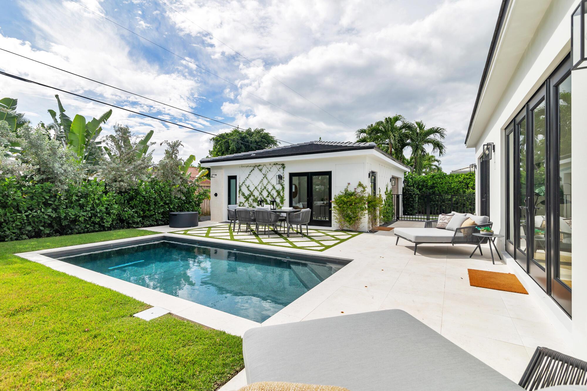 HOMEWOOD - Residential