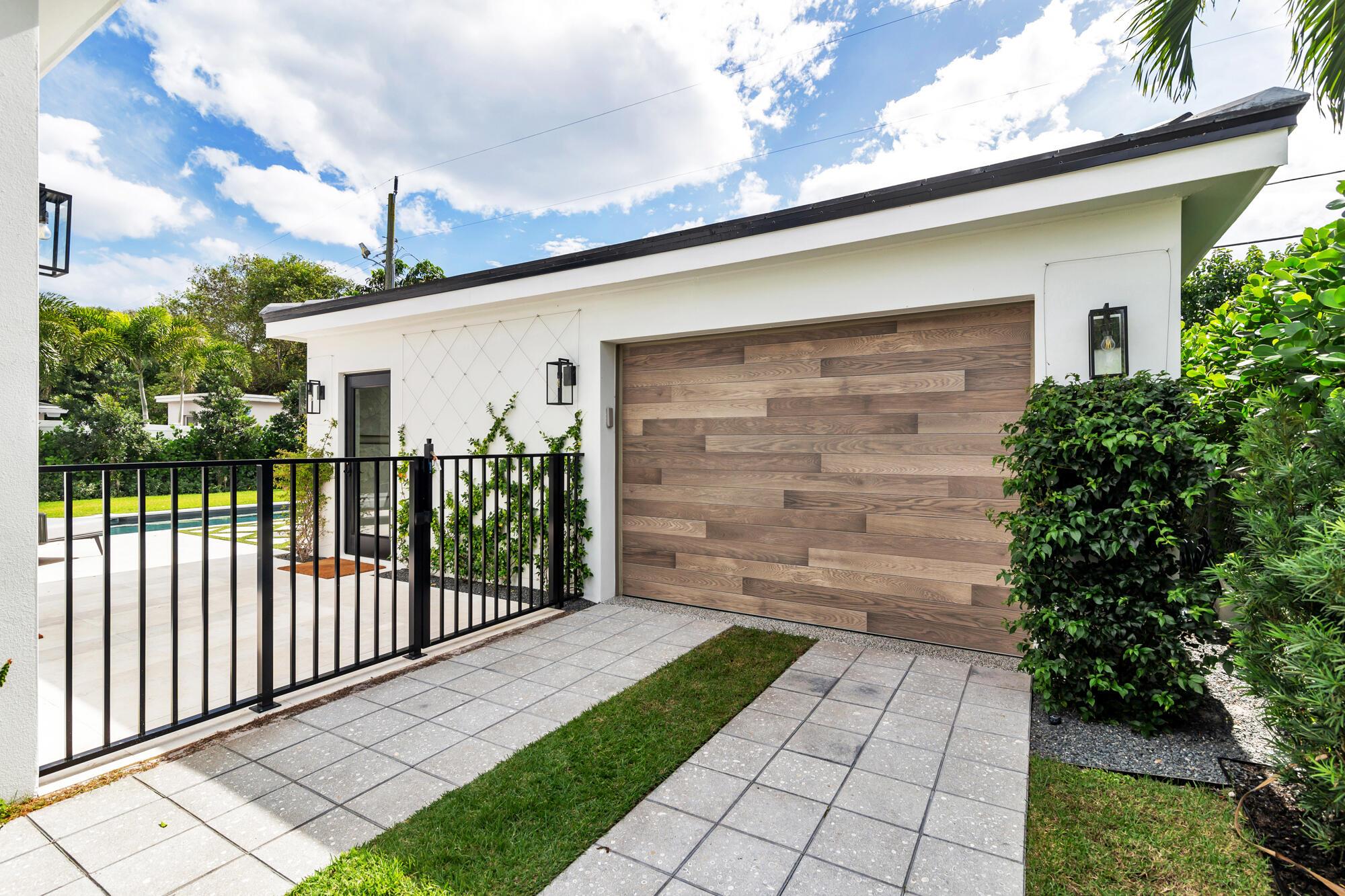 HOMEWOOD - Residential