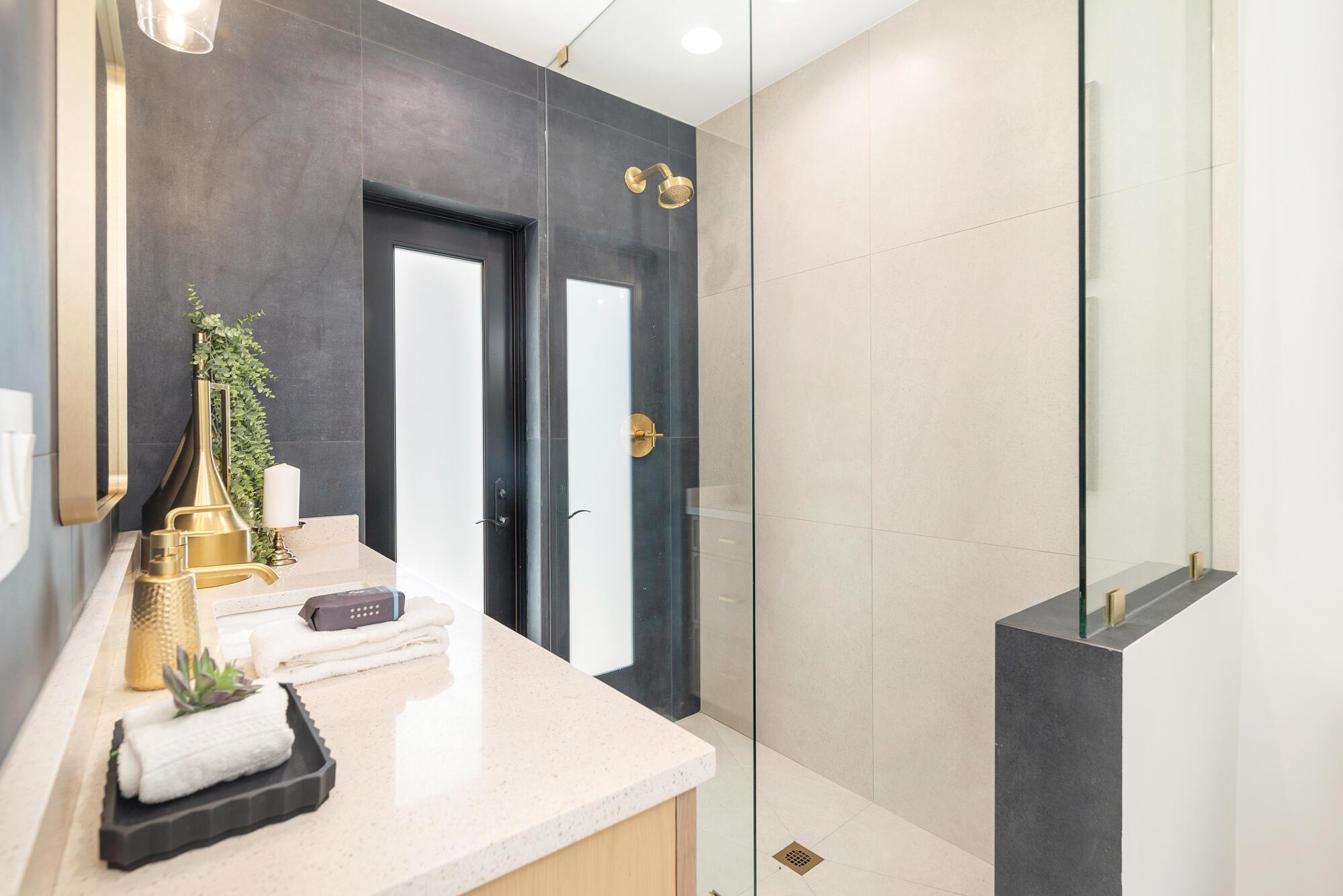 HOMEWOOD - Residential