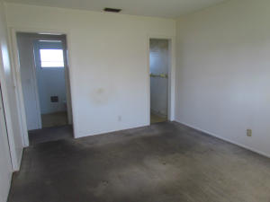 CRESTHAVEN VILLAS 2 CONDO - Residential