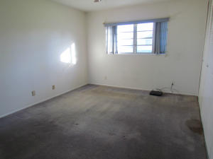 CRESTHAVEN VILLAS 2 CONDO - Residential